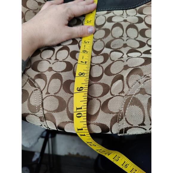 Tan Vintage Y2K Coach Crossbody Shoulder Bag - Picture 8 of 11